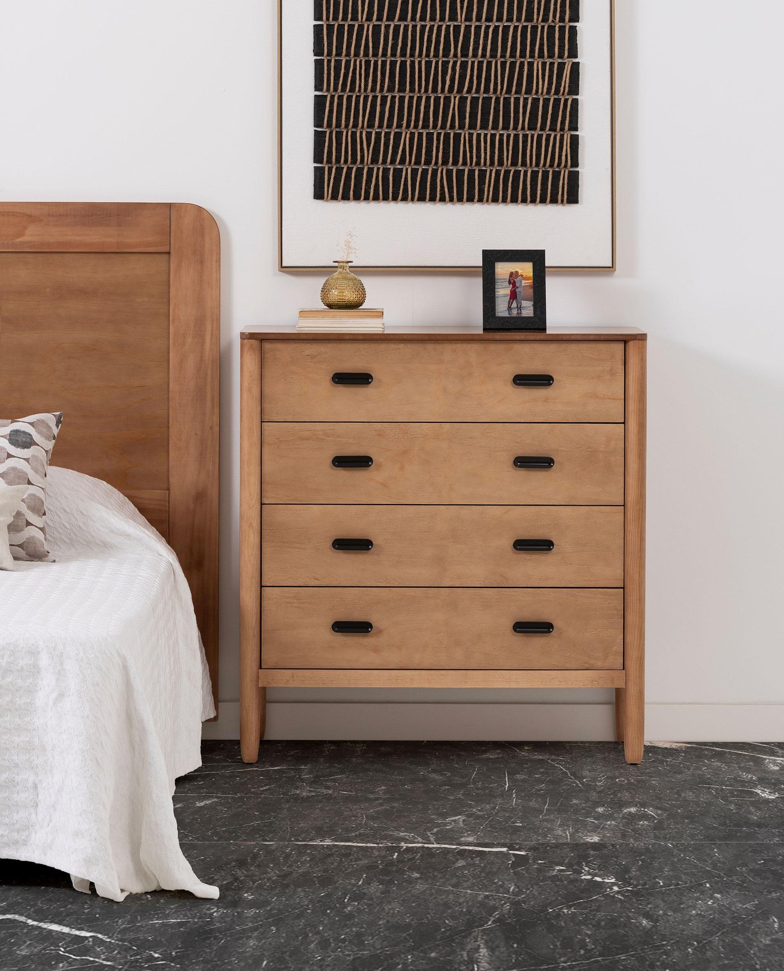 Comoda Florence 4 gavetas Carvalho lacado - Image 4